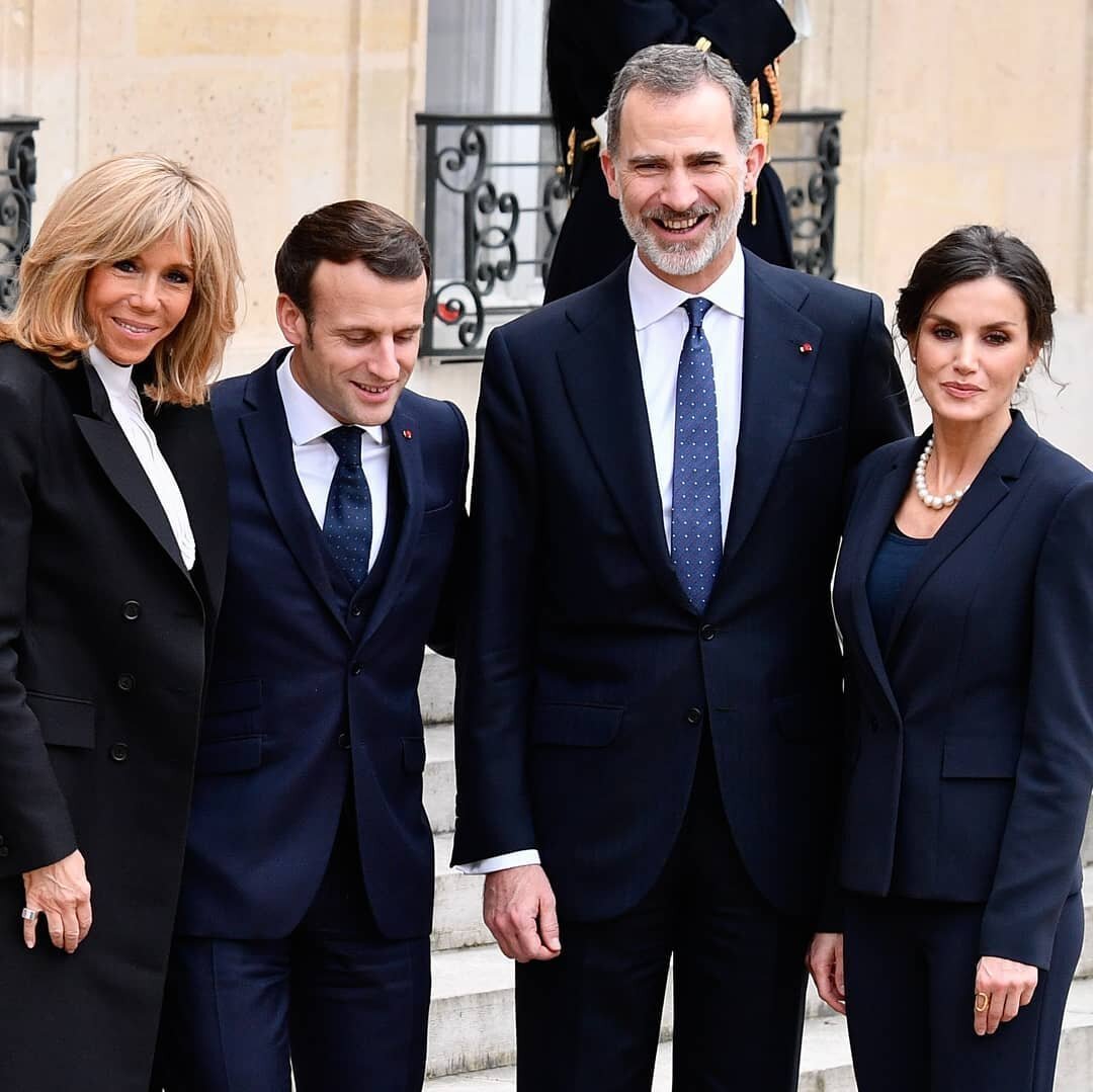 У президента франции макрона есть дети. Брижит Макрон. Макрон оиласи. Макрон и Санду.