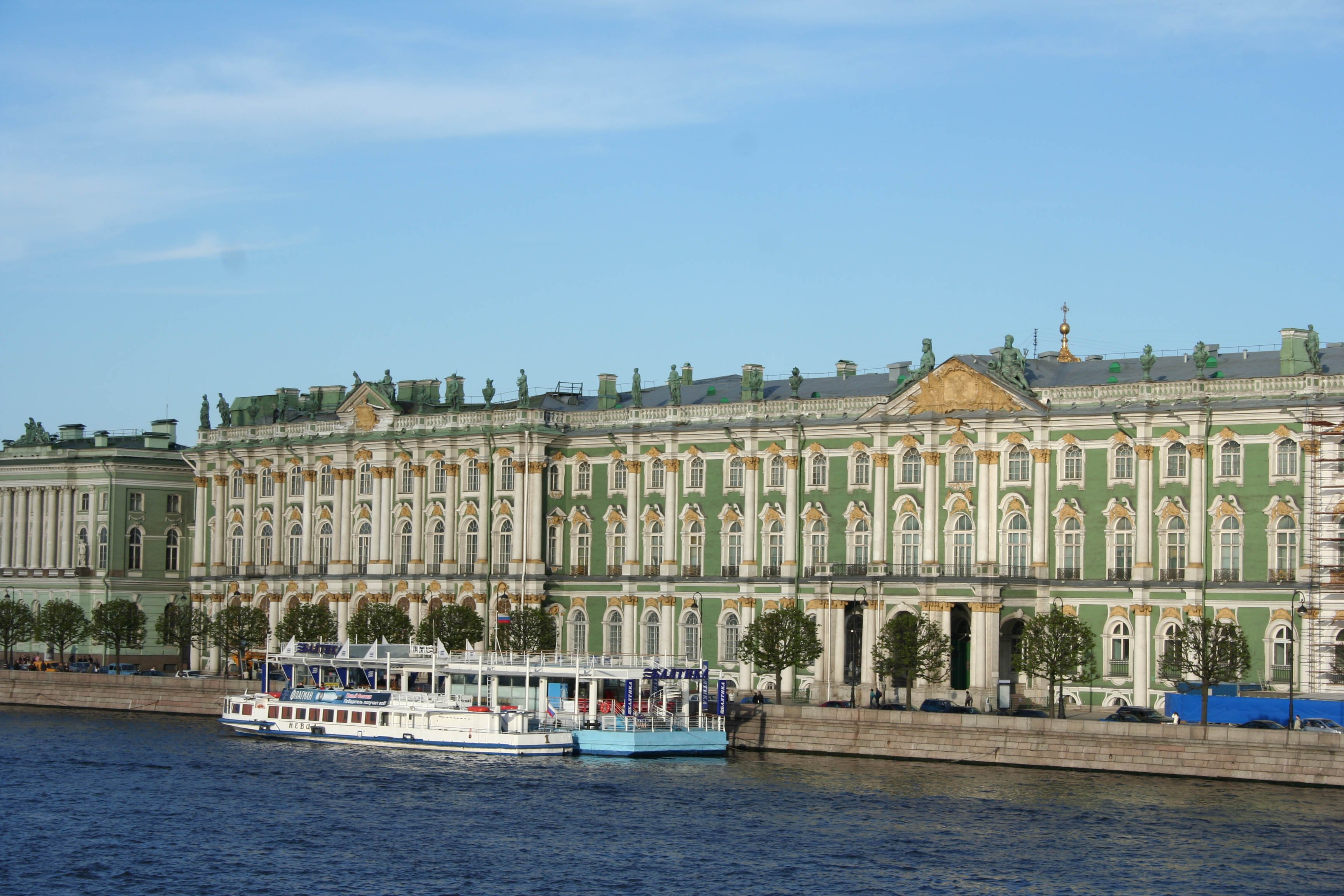 Зимний дворец Петра 1 в Санкт-Петербурге