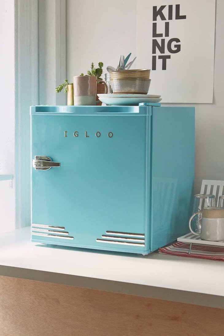 Холодильник Euna Retro Mini Fridge