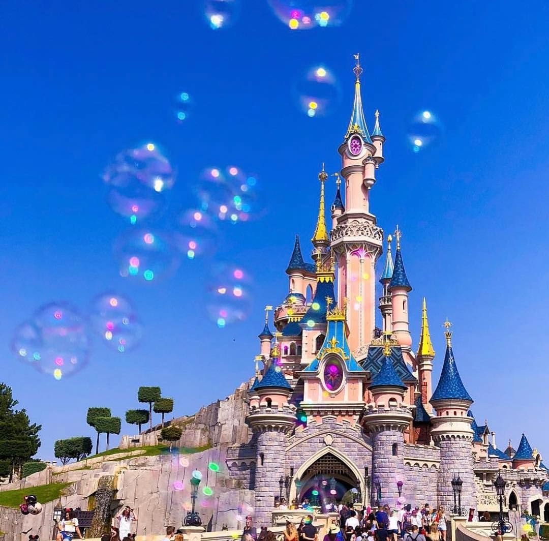 Замок диснейленд. Disneyland замок. Диснейленд замок спящей красавицы. Замок Дисней в Париже. Диснейленд во Франции.