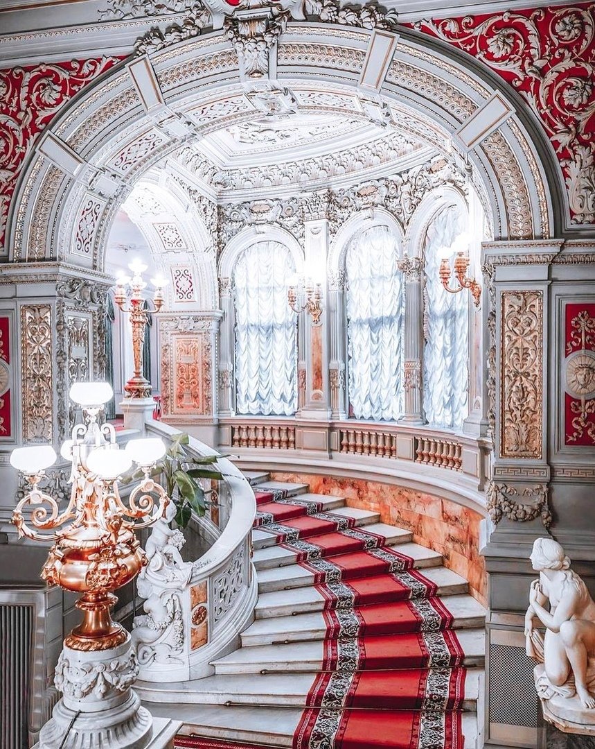 Белая столовая Павловский дворец