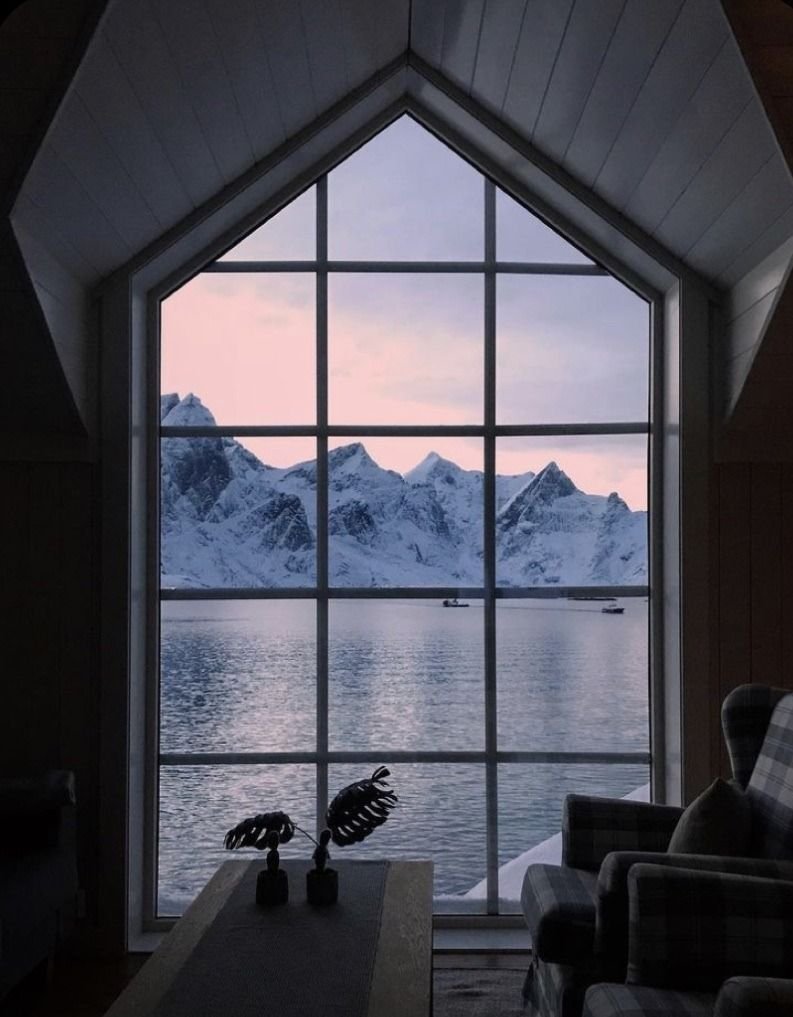 Гостиная с панорамными окнами