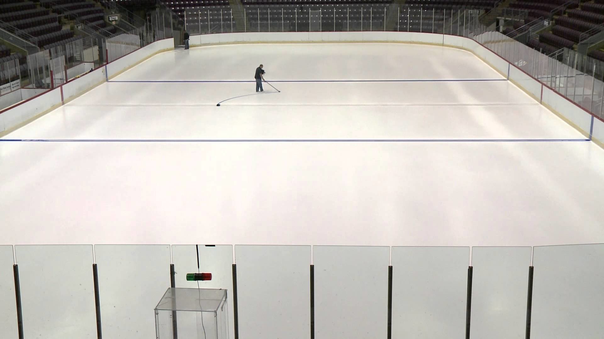 Ледовая арена купить. Крытый хоккейный корт «хоккей-Арена». Ледовая Арена Ice Rink. Хоккейная Арена сверху. Ледовый каток Бишкек Арена.