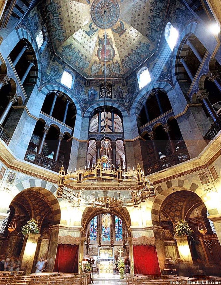 Ахенский собор капелла