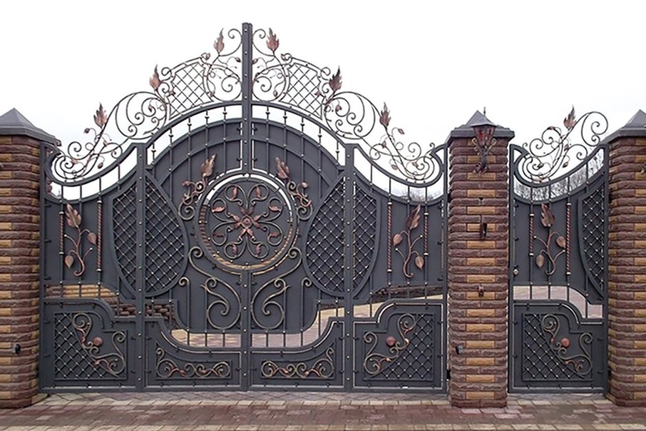 Кованые ворота версачи