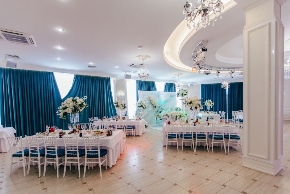 Банкетный зал "Grand Hall"