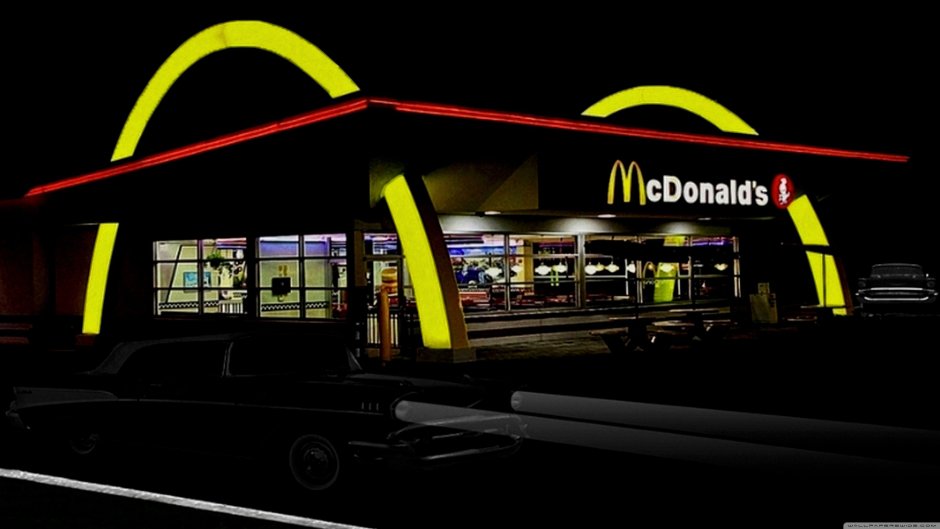 Лого Макдональдса на Красном фоне