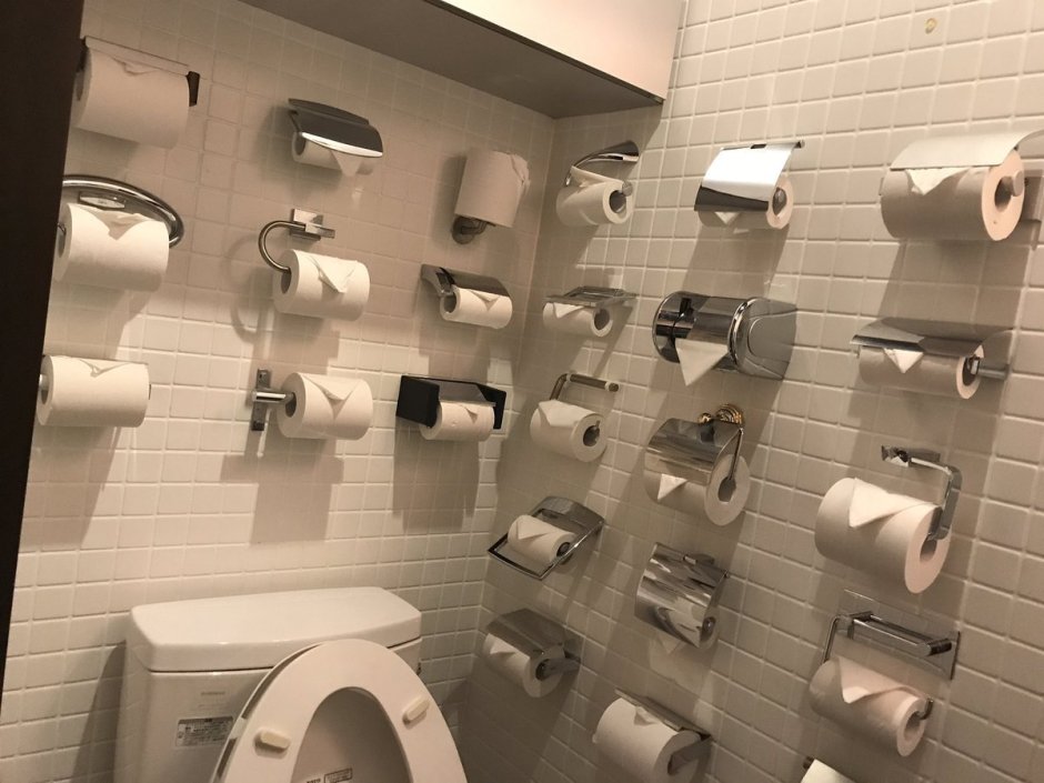 Туалетная бумага в туалете