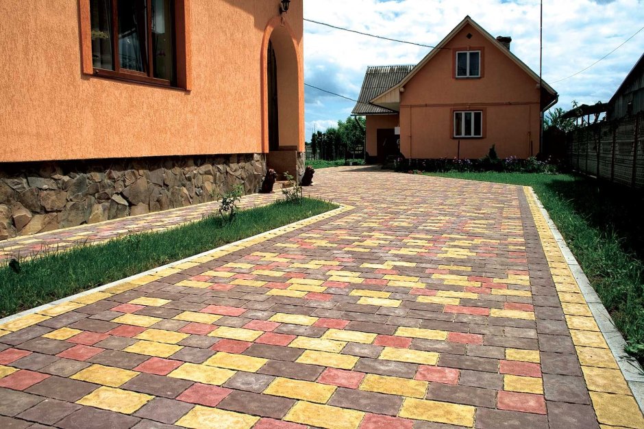 Дорожки из тротуарной плитки на участке