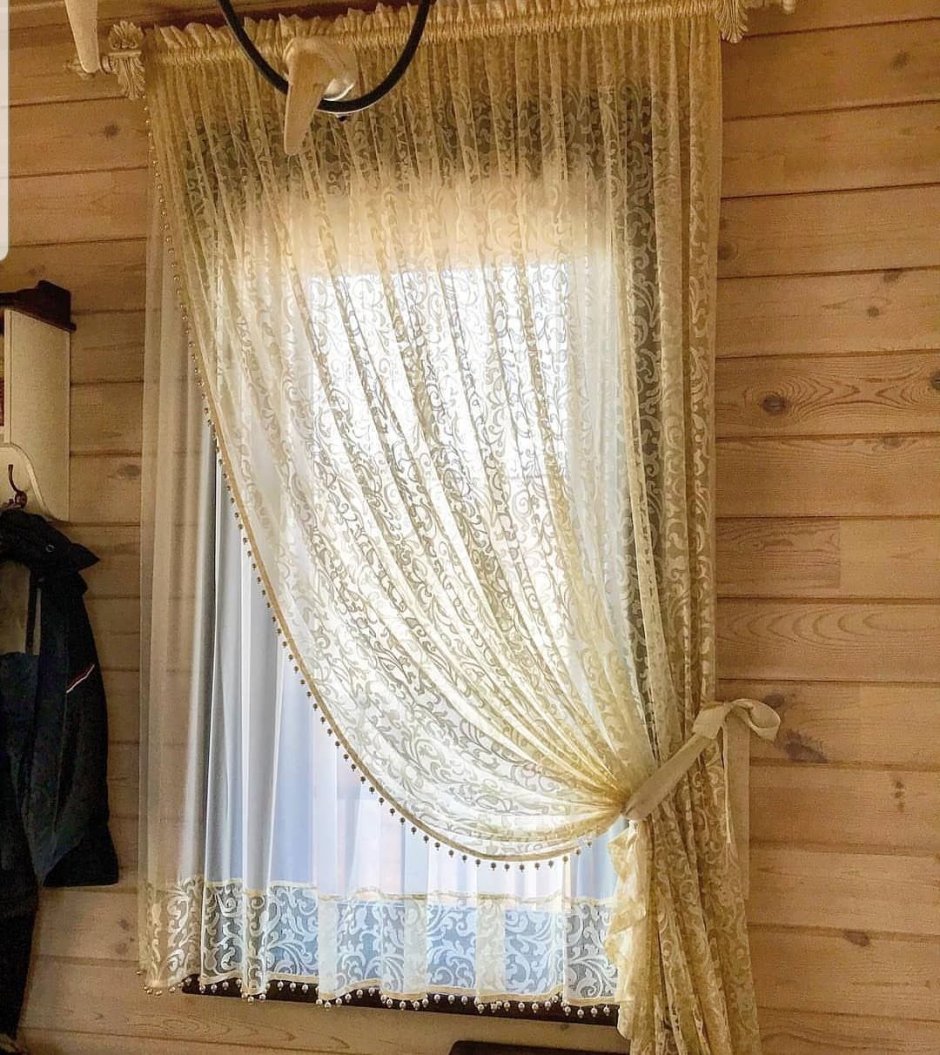 Шторы в бревенчатом доме