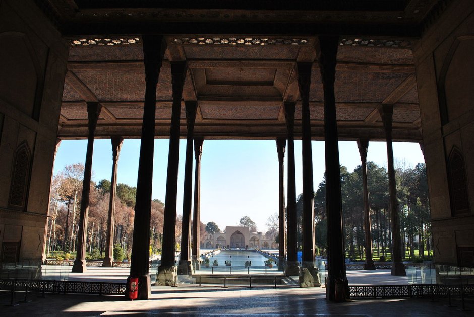 Исфахан Иран дворец Чехель сотун