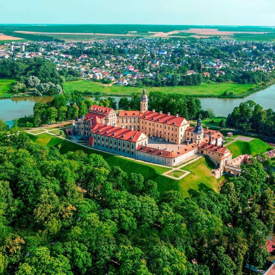 Несвижский замок панорама