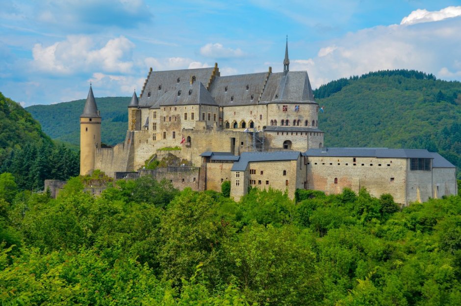 Замок Буршед в Люксембурге