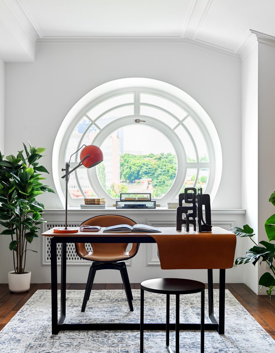 Дом с круглыми окнами