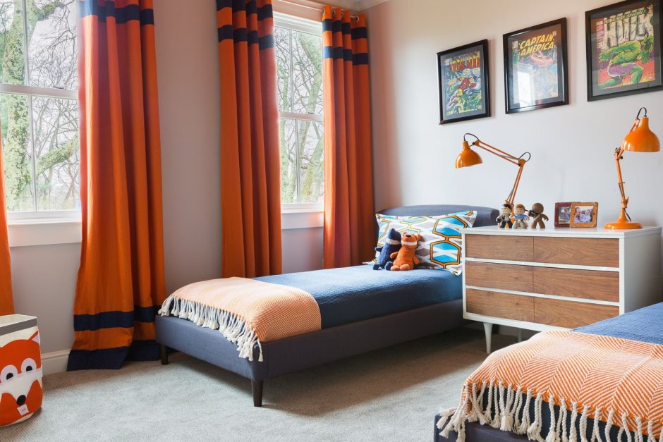 Оранжевый цвет в спальне
