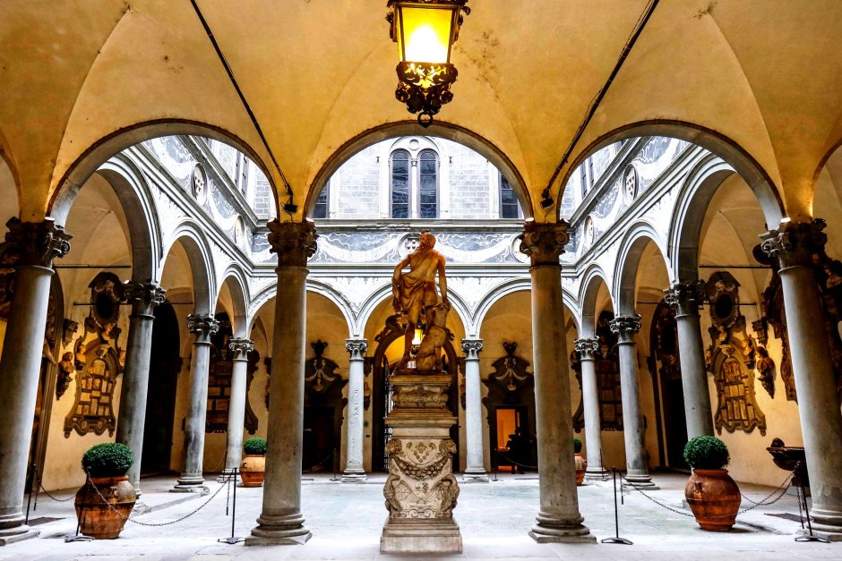 Палаццо Медичи-Риккарди во Флоренции