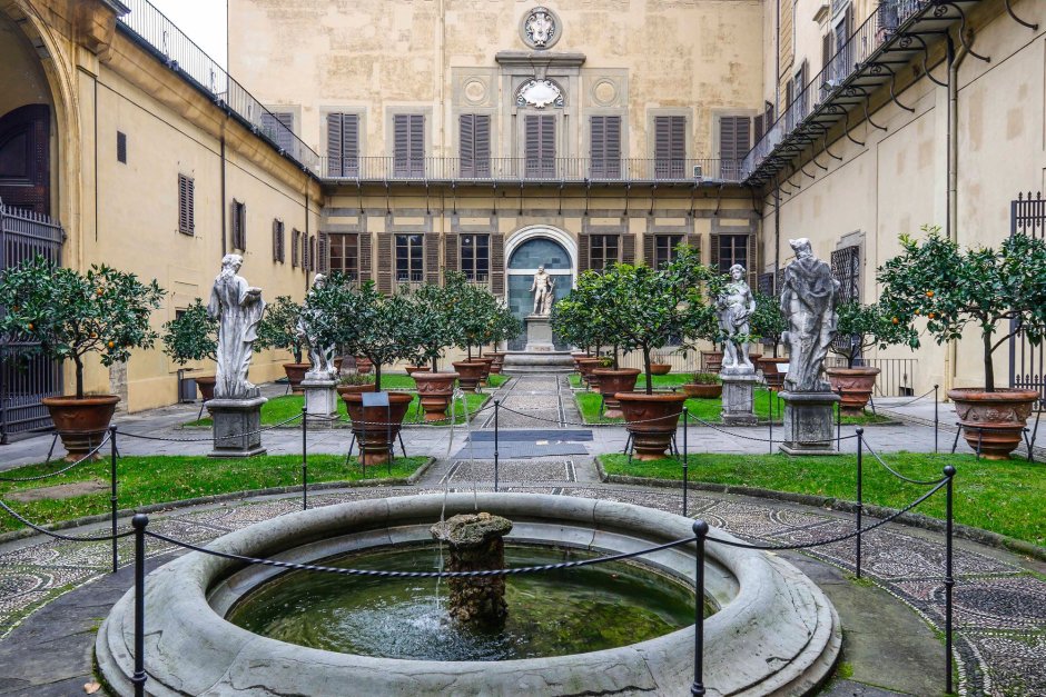 Палаццо Медичи во Флоренции