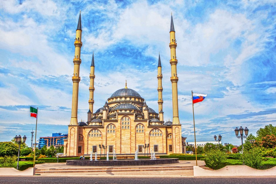 Голубая мечеть в Грозном