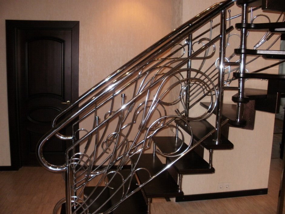 Современные перила для лестниц