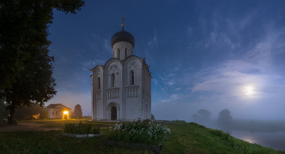 Храм Покрова на Нерли природа