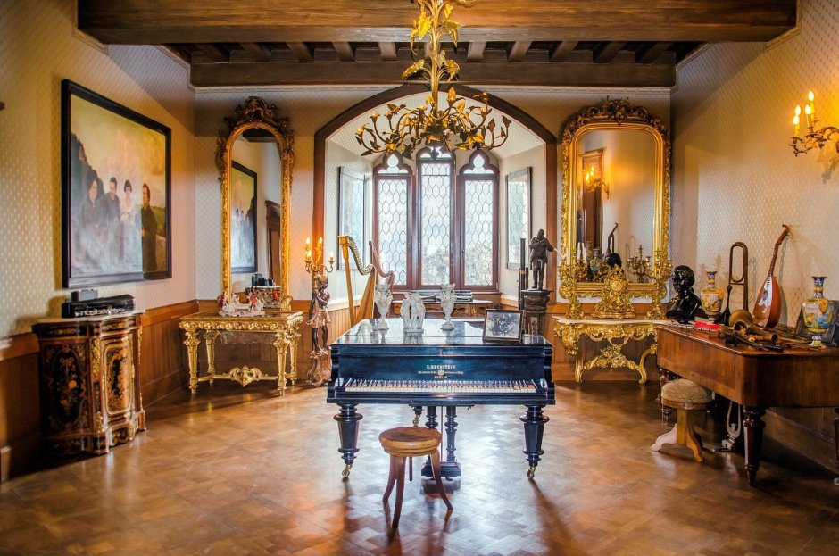 Thorngrove Manor