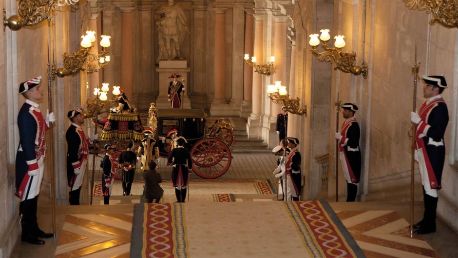 Королевский дворец в Мадриде Испания