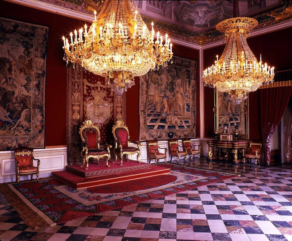 Королевский дворец в Мадриде Тронный зал