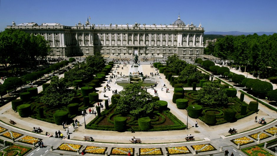 Сады Кампо-дель-Моро в Мадриде