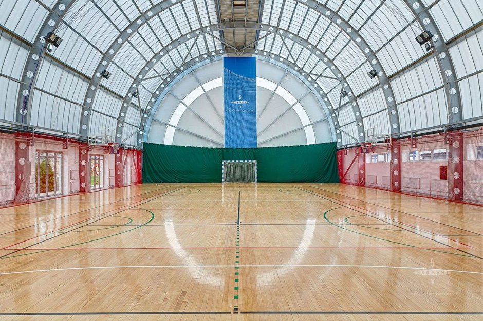 Баскетбольный зал МГТУ