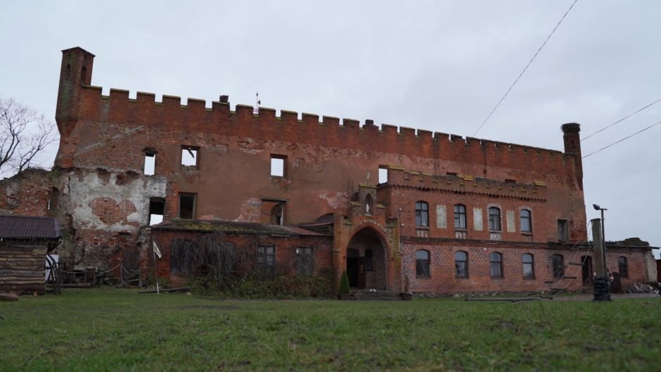 Замок Шаакен (пос. Некрасово)