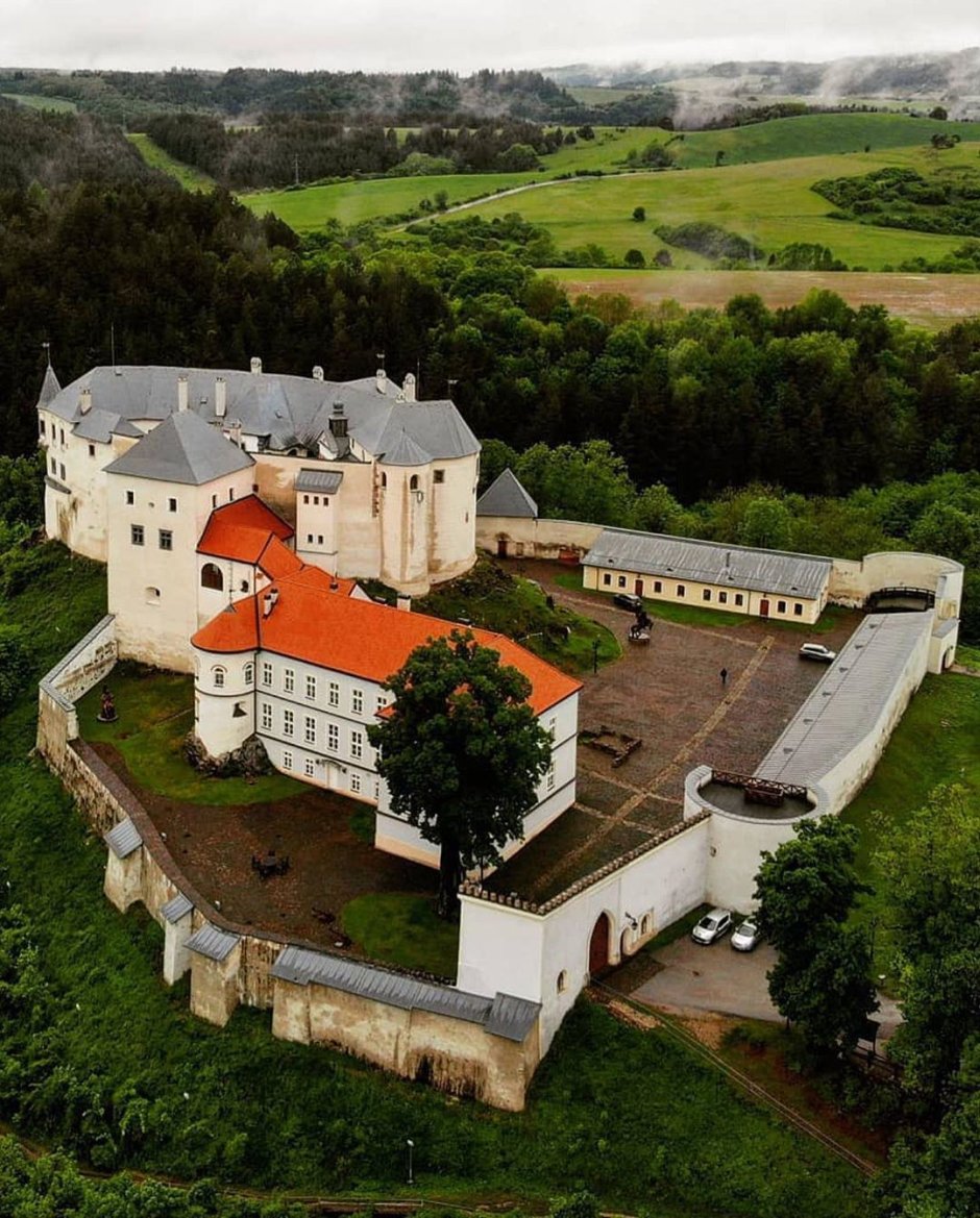 Словакия замок Лупча