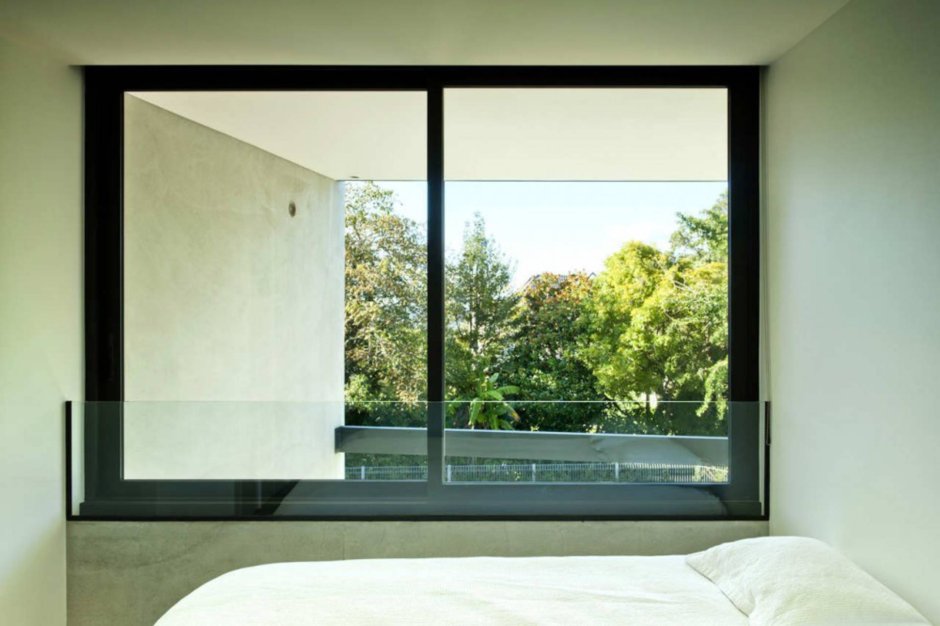 Панорамные алюминиевые окна в доме