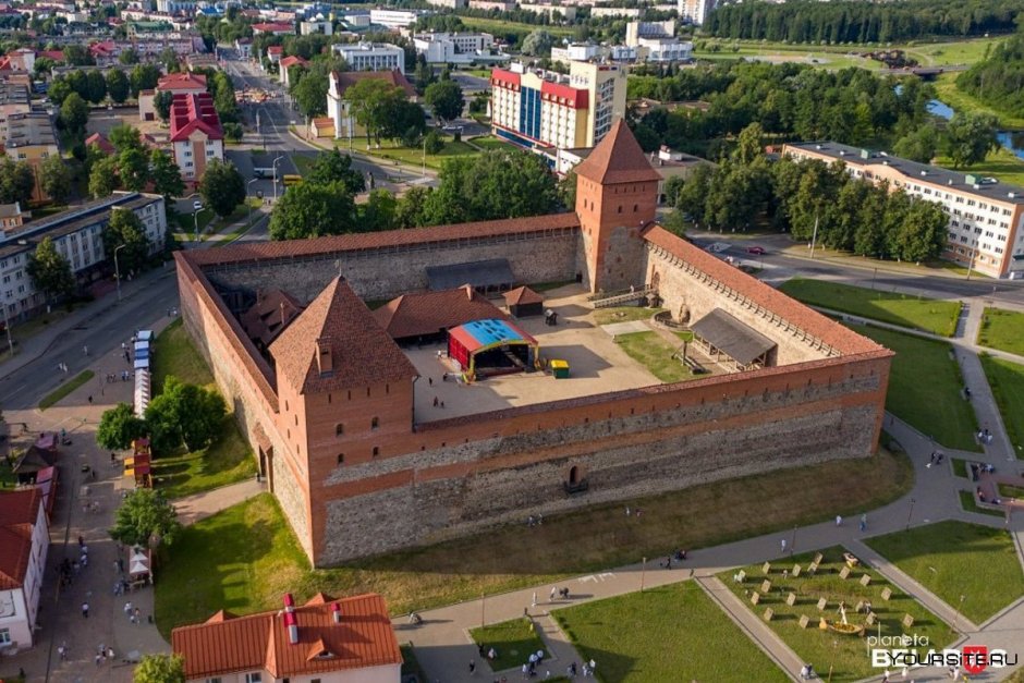 Лидский замок Беларусь