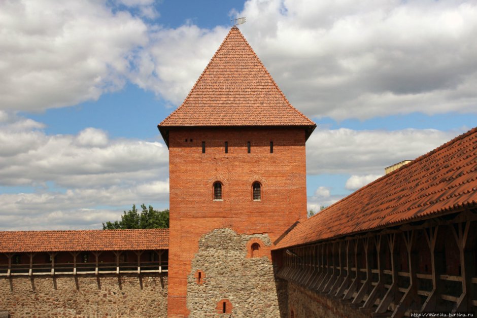 Кревский замок реконструкция