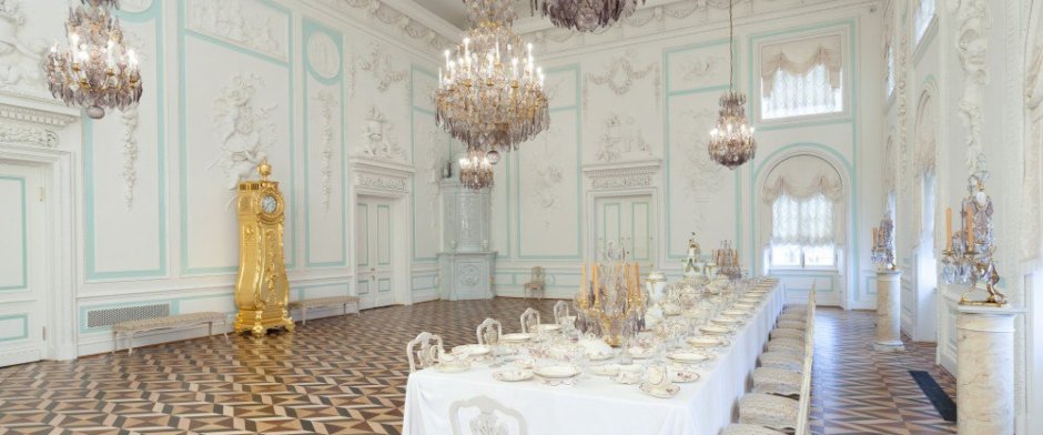 Петергоф большой дворец белый зал