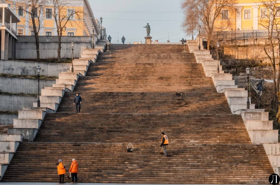 Потёмкинская лестница Одесса вид сверху