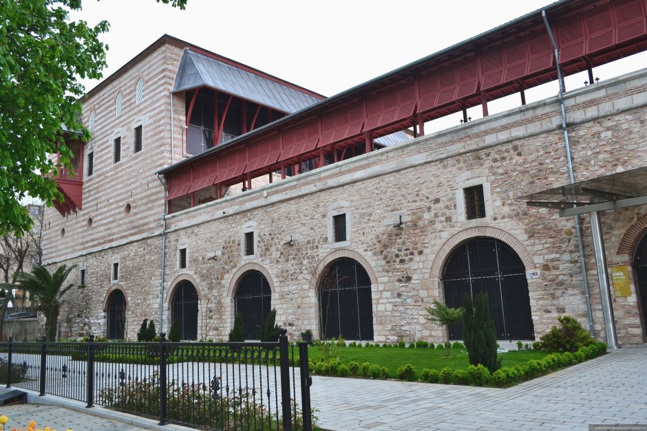 Дворец Ибрагим-Паши (İbrahim Paşa Sarayi)