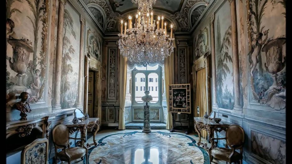 Дворец Медичи-Риккарди во Флоренции