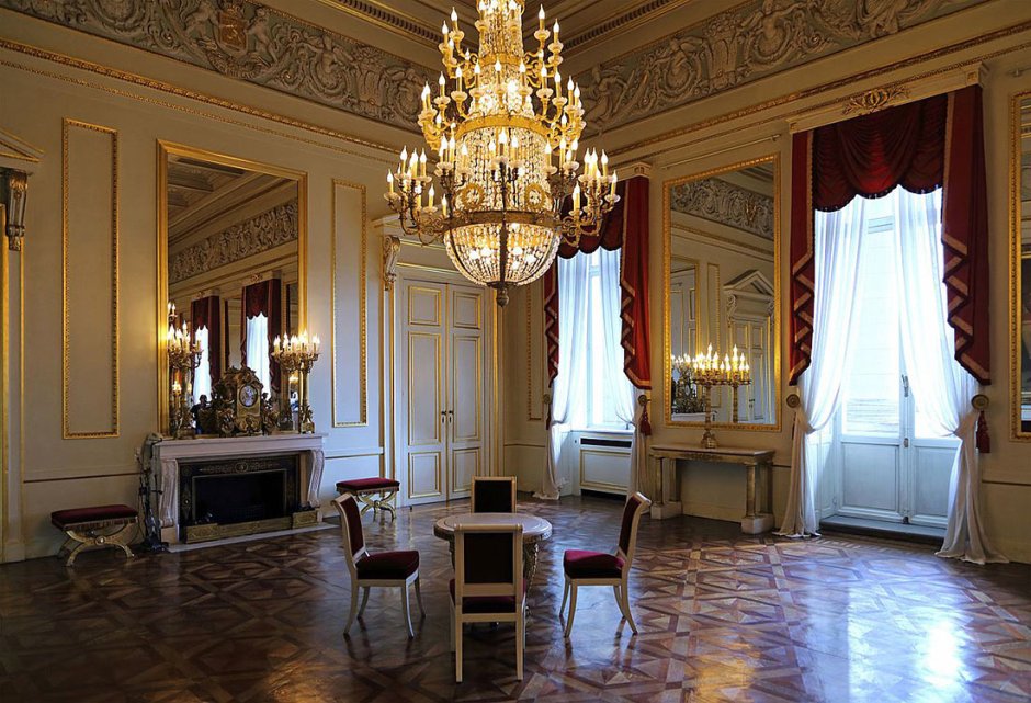 Брюссельский Королевский дворец внутри
