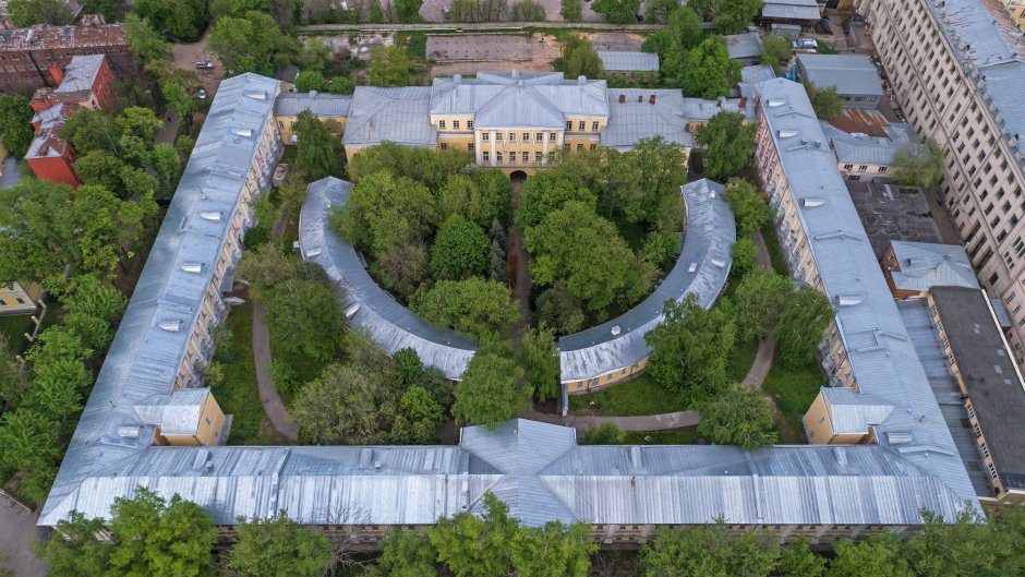 Лефортовский дворец фасад