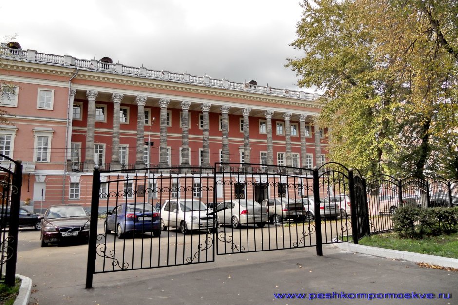Екатерининский дворец Москва Лефортово