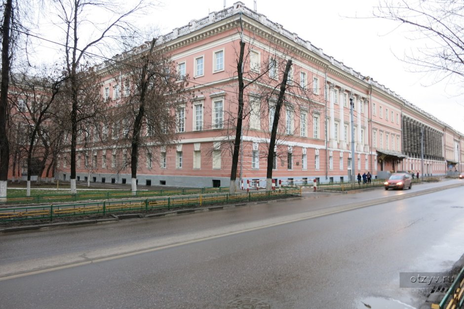 Головинский дворец в Лефортово
