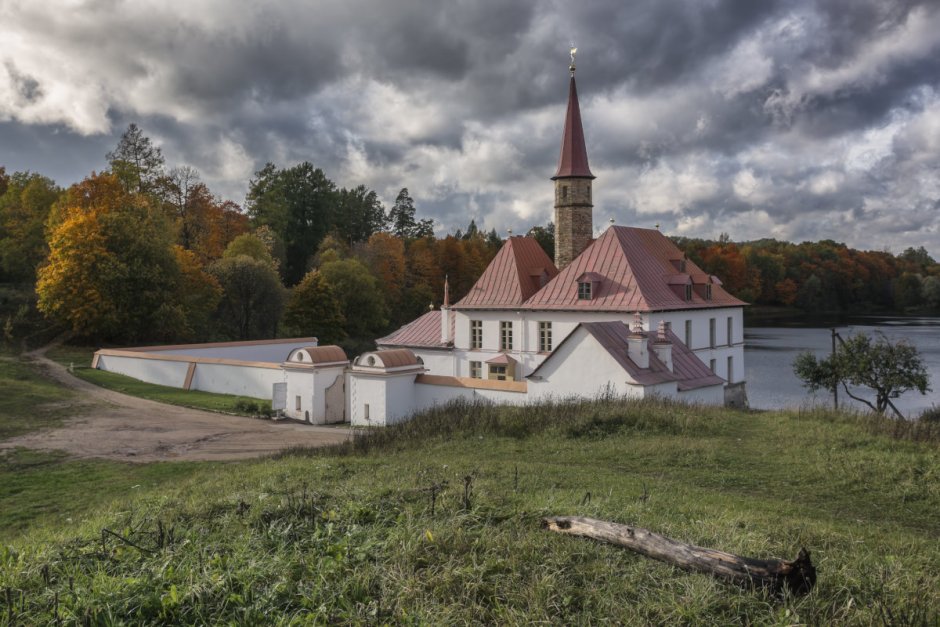 Художник Жданов Приоратский дворец