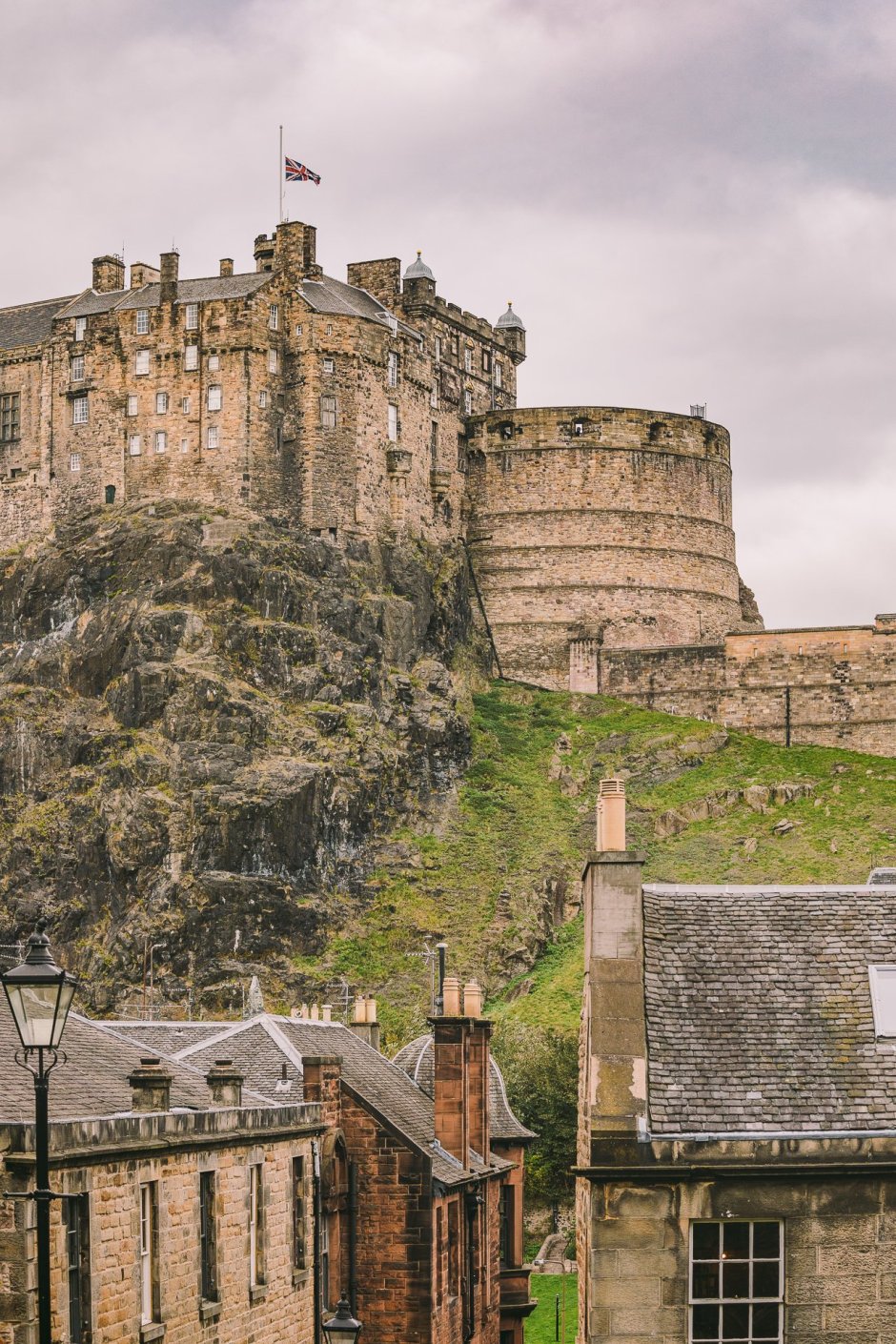 Эдинбургский замок местоположение