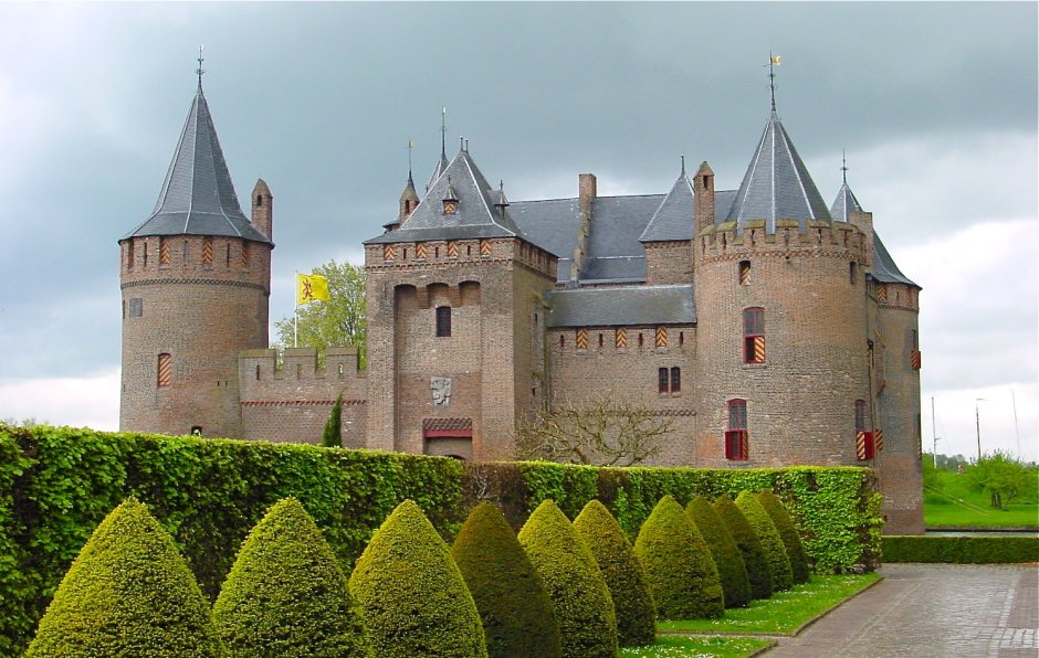 Замок Мюйдерслот, Нидерланды