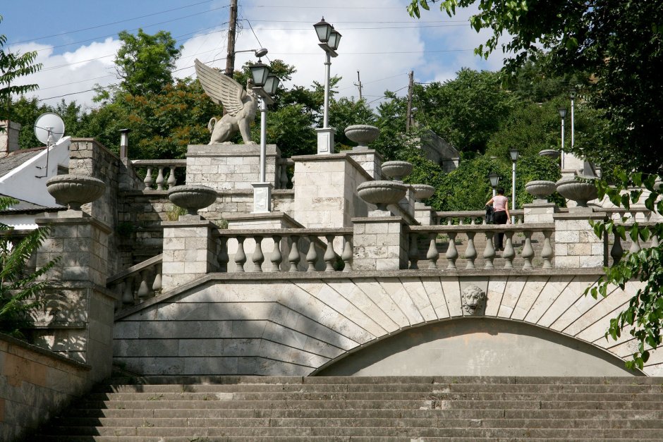 Митридатская лестница Феодосия