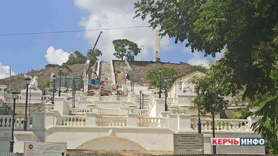 Часовня на горе Митридат в Керчи