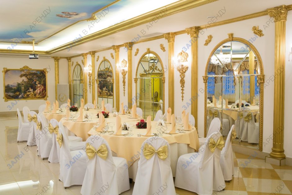 Белый зал дворца Великого князя Владимира Александровича