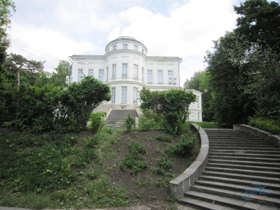 Богородицкий дворец-музей и парк Тула