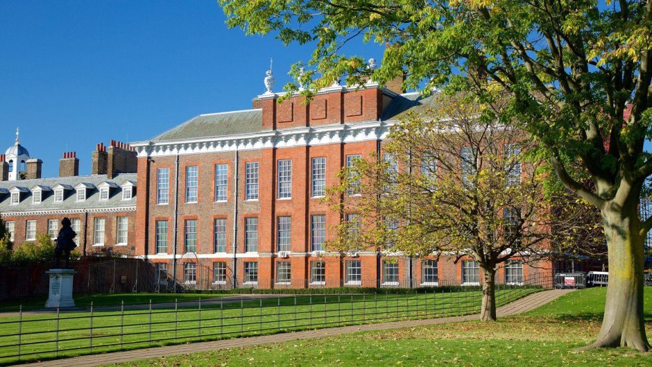 Кенсингтон университет Англия